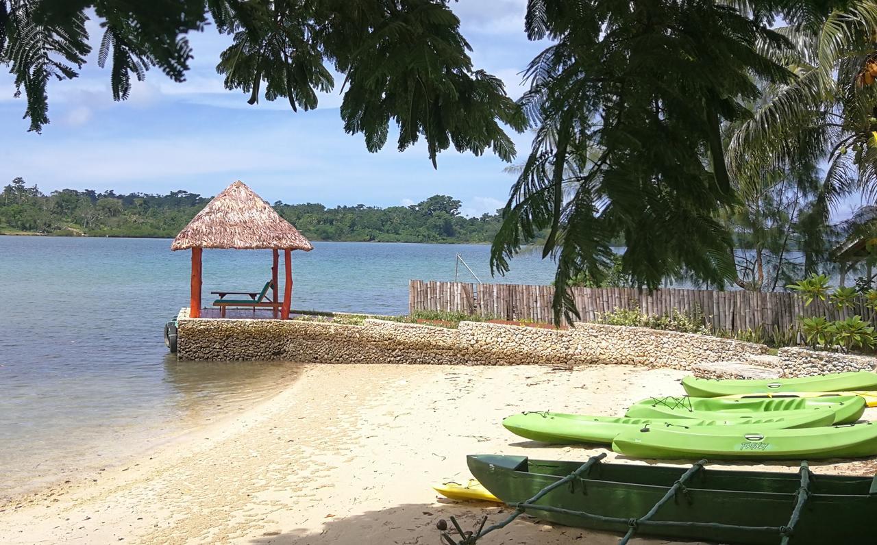 Poppy'S On The Lagoon Port Vila Ngoại thất bức ảnh